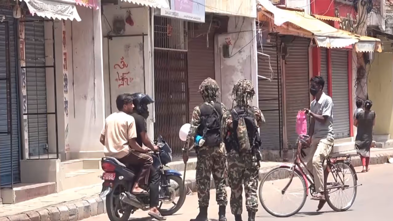 Security forces deployed amid curfew in parts of Nepal (Photo/ANI) Security forces deployed amid curfew in parts of Nepal (Photo/ANI)