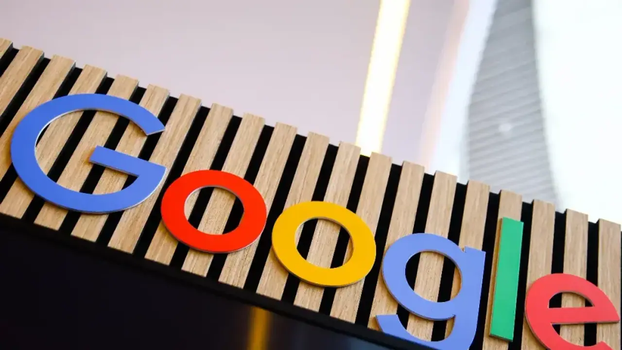 https://stocktwits.com/news articles/markets/equity/google cloud teams up with databricks to scale gemini enterprise adoption/chlgdNHRRGd