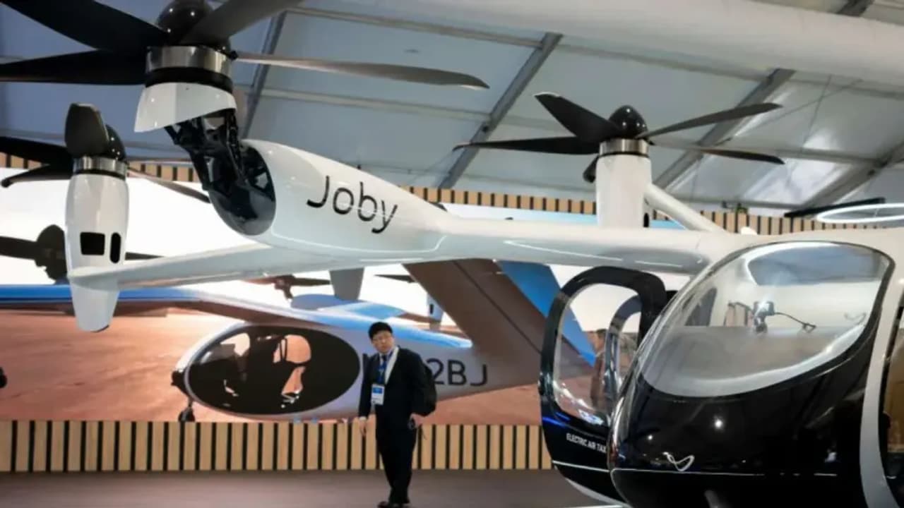 https://stocktwits.com/news articles/markets/equity/joby aviation stock takes flight as retail buzz builds around potential 1 b saudi air taxi deal/chkuTY3Rbw3
