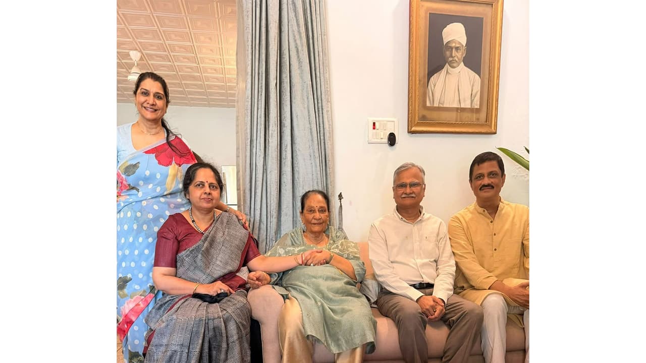 Banaras Hindu University Vice Chancellor, Ajit Kumar Chaturvedi at Madan Mohan Malviya's residence in Prayagraj(Photo/PRO BHU) Banaras Hindu University Vice Chancellor, Ajit Kumar Chaturvedi at Madan Mohan Malviya's residence in Prayagraj(Photo/PRO BHU)
