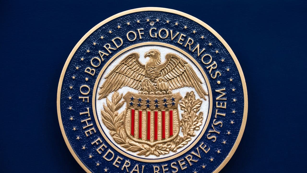 https://stocktwits.com/news articles/markets/equity/former fed vice chair richard clarida believes every fomc meeting including september is live/cZYAibrRJAH https://stocktwits.com/news articles/markets/equity/former fed vice chair richard clarida believes every fomc meeting including september is live/cZYAibrRJAH