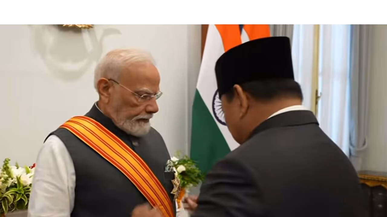 Prime Minister Narendra Modi conferred the ‘Bintang Adipurna of the Republic of Indonesia’(Photo/ANI) Prime Minister Narendra Modi conferred the ‘Bintang Adipurna of the Republic of Indonesia’(Photo/ANI)