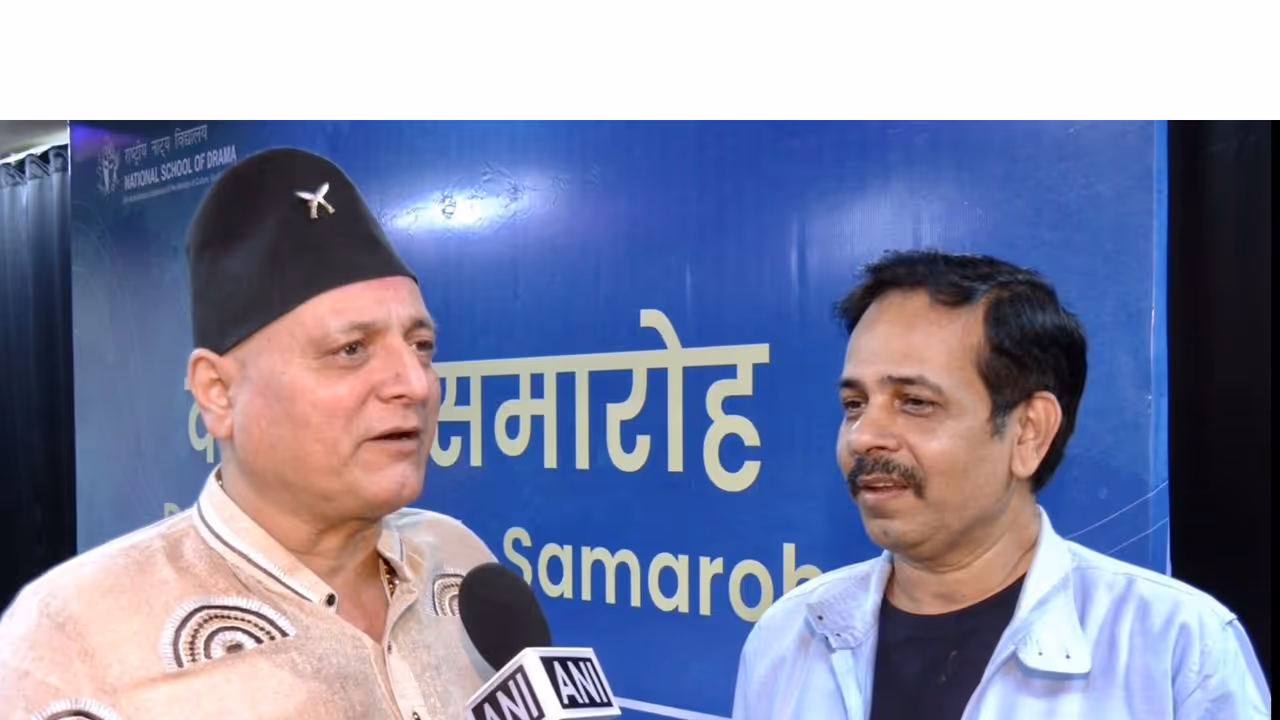 Veteran actor Manoj Joshi and Chittranjan Tripathi, Director of NSD (Image source: ANI)