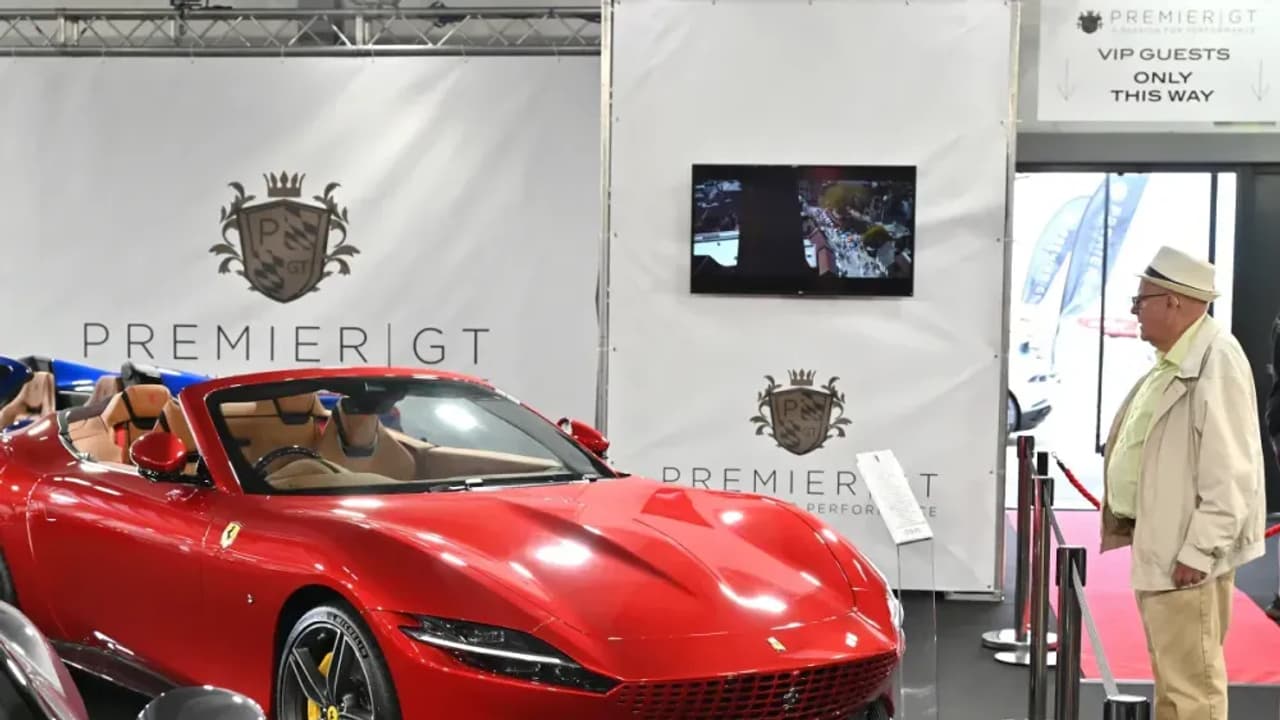 Ferrari Adjusts Pricing To Counter Trump Tariffs: Retail Sentiment Climbs Despite After Hours Dip Ferrari Adjusts Pricing To Counter Trump Tariffs: Retail Sentiment Climbs Despite After Hours Dip