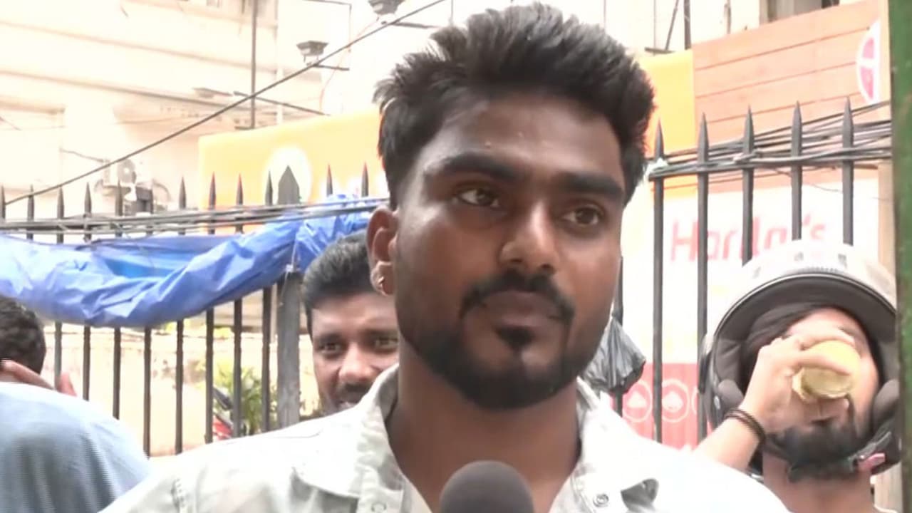 Patna Sattu vendor Sudheer Kumar (Photo/ANI) Patna Sattu vendor Sudheer Kumar (Photo/ANI)