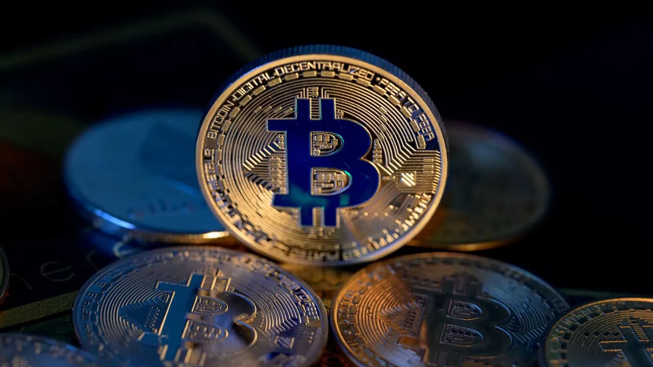 https://stocktwits.com/news articles/markets/equity/btdr stock jumps bitdeer cipher bitcoin mining/cZZSLvgR7vn https://stocktwits.com/news articles/markets/equity/btdr stock jumps bitdeer cipher bitcoin mining/cZZSLvgR7vn