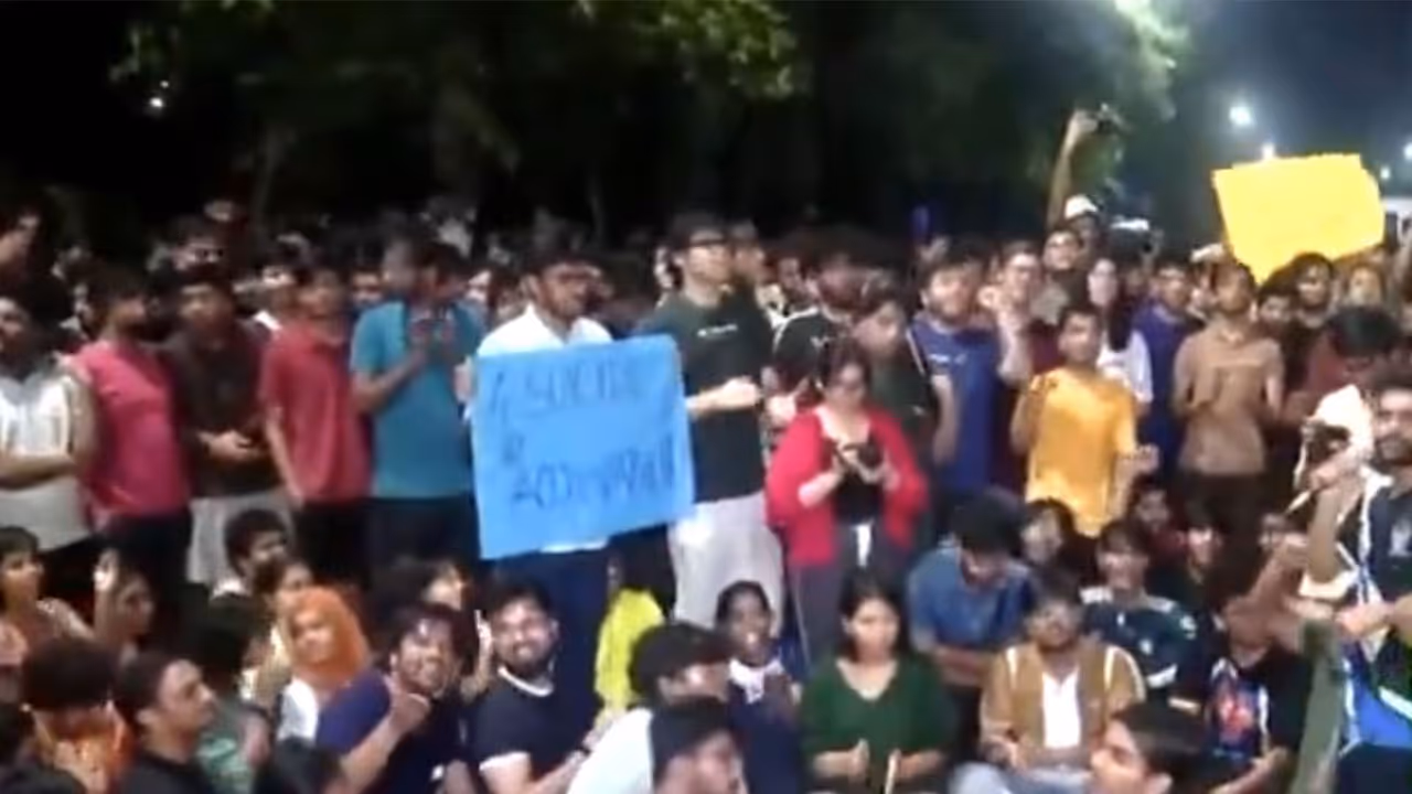 Student Protests at IIT Bombay (File Photo/ANI) Student Protests at IIT Bombay (File Photo/ANI)