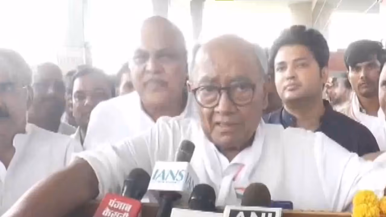 Congress MP Digvijaya Singh (Photo/ANI) Congress MP Digvijaya Singh (Photo/ANI)