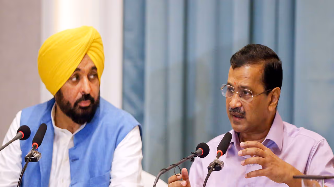 AAP Convener Arvind Kejriwal and Punjab CM Bhagwant Mann (File Photo/ANI) AAP Convener Arvind Kejriwal and Punjab CM Bhagwant Mann (File Photo/ANI)