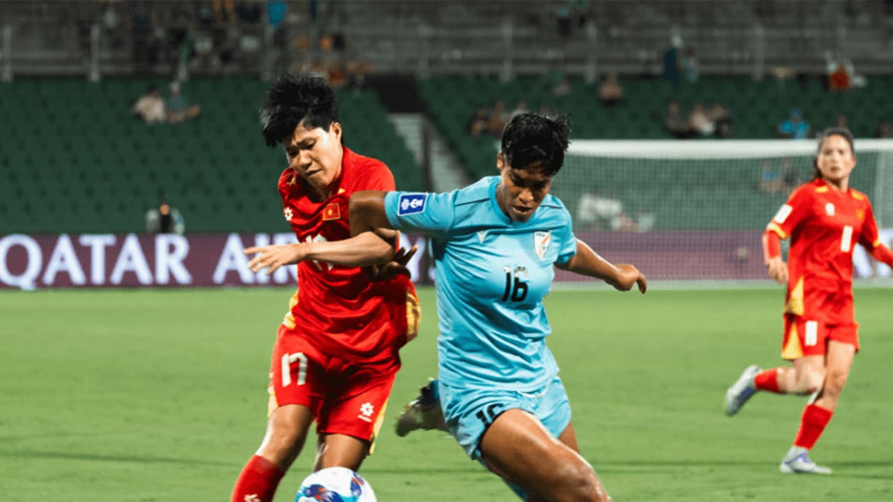 India and Vietnam players in action (Photo: AIFF) India and Vietnam players in action (Photo: AIFF)