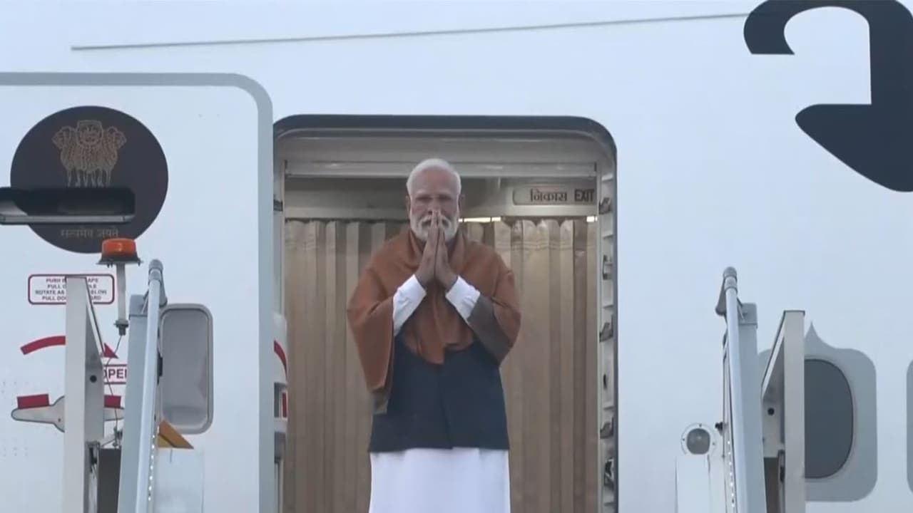 Prime Minister Narendra Modi returns to New Delhi after concluding his South Africa visit for the G20 Summit. (Photo/ANI) Prime Minister Narendra Modi returns to New Delhi after concluding his South Africa visit for the G20 Summit. (Photo/ANI)