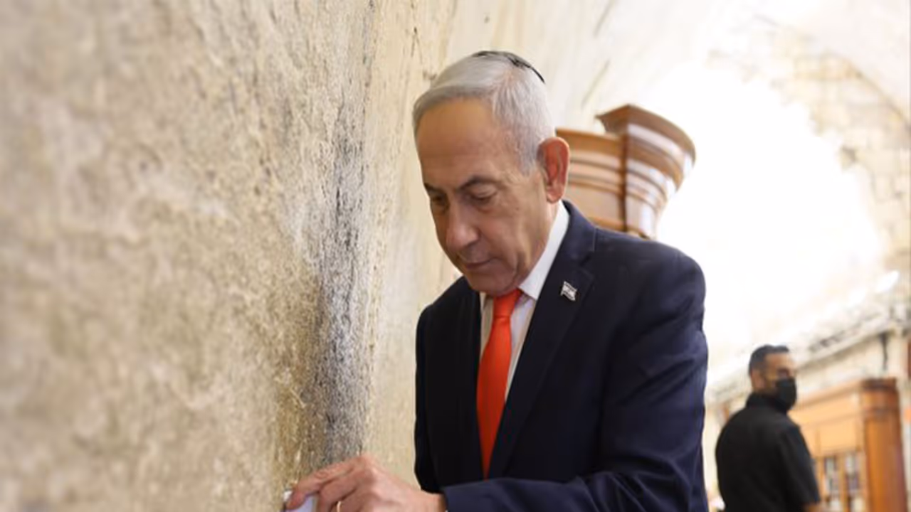 Israel PM Benjamin Netanyahu prays at the Western Wall in Jerusalem (Photo/@netanyahu) Israel PM Benjamin Netanyahu prays at the Western Wall in Jerusalem (Photo/@netanyahu)