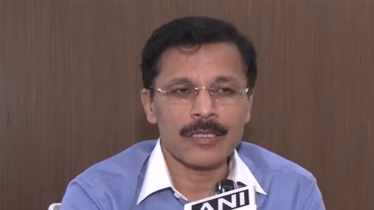 Maharashtra FDA Commissioner Tukaram Mundhe (Photo/ANI) Maharashtra FDA Commissioner Tukaram Mundhe (Photo/ANI)