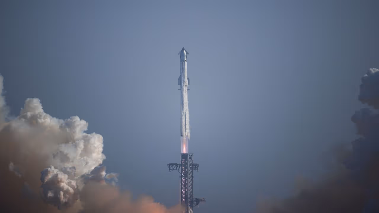 https://stocktwits.com/news articles/markets/equity/spcx stock in focus space x pushes starship launch to september 28 reportedly weighs startup data buys for ai/cZtrCyLRBdV https://stocktwits.com/news articles/markets/equity/spcx stock in focus space x pushes starship launch to september 28 reportedly weighs startup data buys for ai/cZtrCyLRBdV