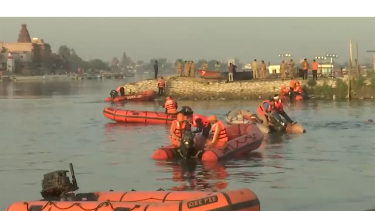Rescue operations underway after tragic boat capsize in Mathura (Photo/ANI) Rescue operations underway after tragic boat capsize in Mathura (Photo/ANI)