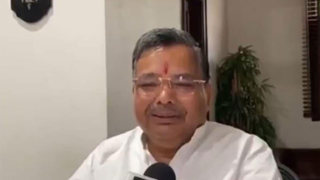 Uttar Pradesh Tourism Minister Jaiveer Singh (Photo/ANI)