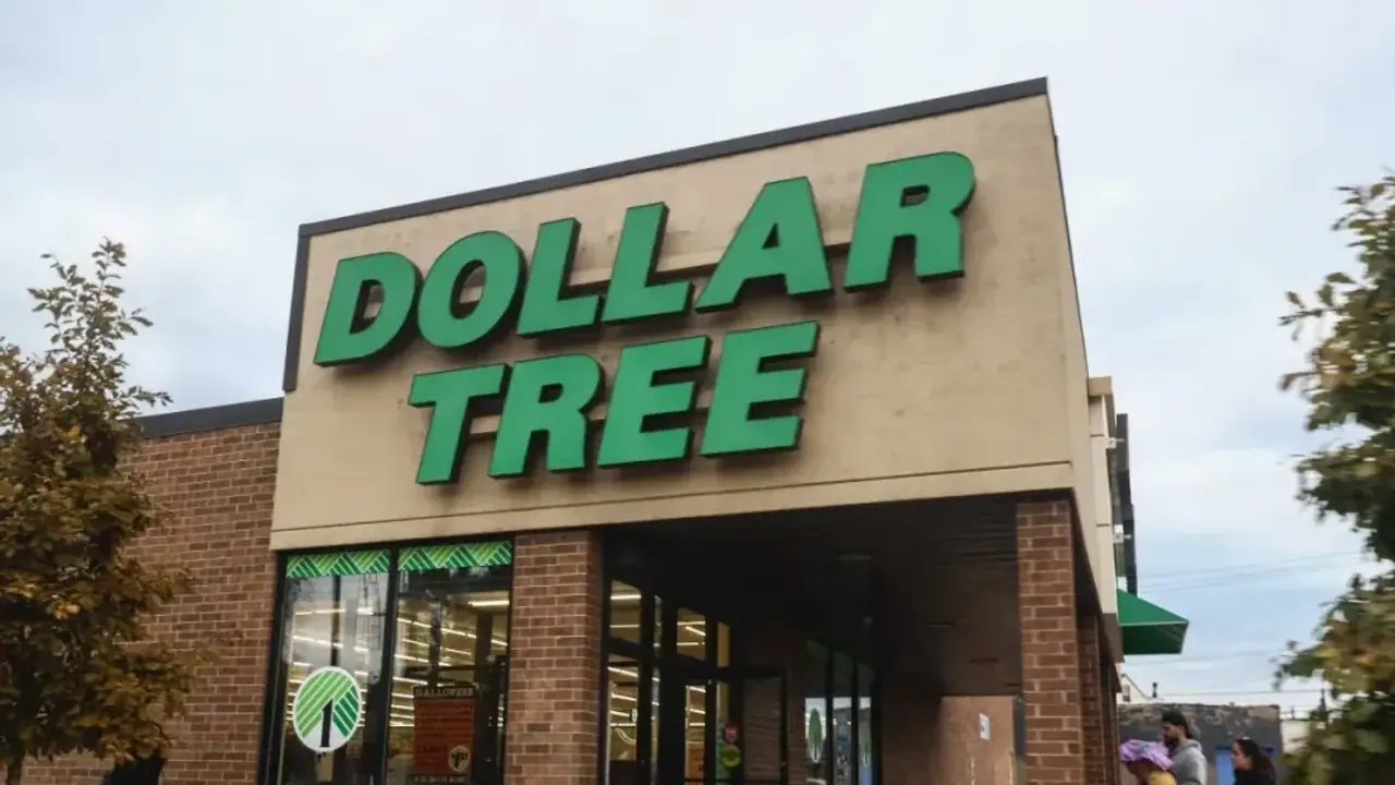 Dollar Tree Stock Rises Ahead of Q4 Earnings: Retail Mood Turns Positive Dollar Tree Stock Rises Ahead of Q4 Earnings: Retail Mood Turns Positive