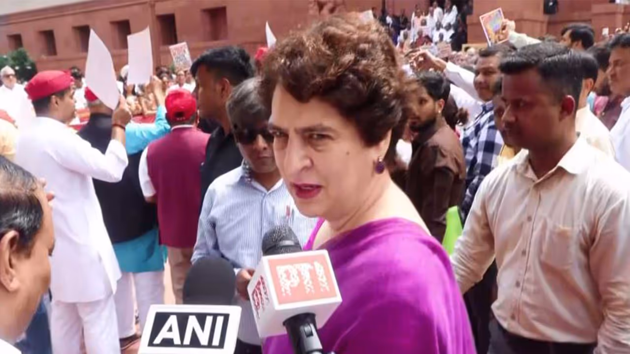 Congress MP Priyanka Gandhi Vadra (Photo/ANI) Congress MP Priyanka Gandhi Vadra (Photo/ANI)