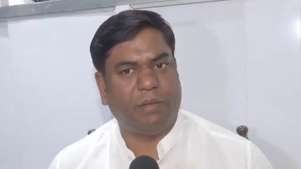 Vikassheel Insaan Party (VIP) chief Mukesh Sahani (Photo/ANI) Vikassheel Insaan Party (VIP) chief Mukesh Sahani (Photo/ANI)