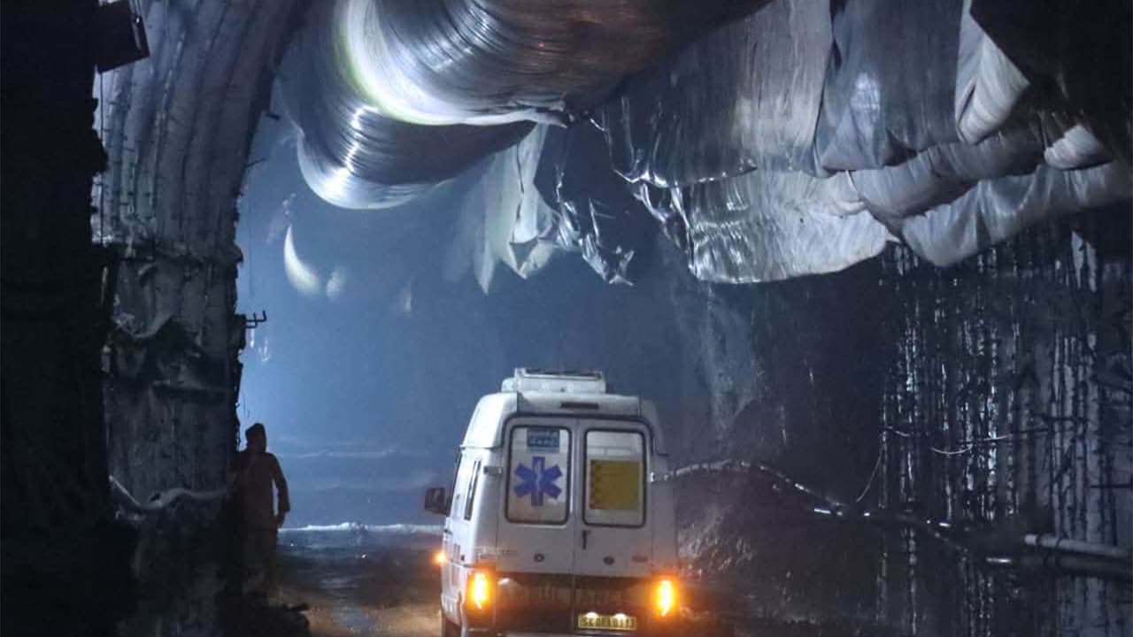 Rescue ops underway to evacuate workers trapped inside under construction NHPC tunnel in Namchi, Sikkim (Photo: Govt of Sikkim) Rescue ops underway to evacuate workers trapped inside under construction NHPC tunnel in Namchi, Sikkim (Photo: Govt of Sikkim)