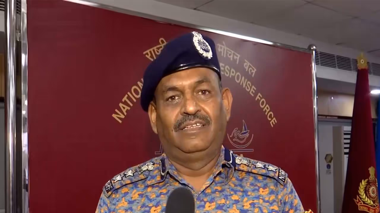 NDRF Commandant Gyaneshwar Singh (Photo/ANI) NDRF Commandant Gyaneshwar Singh (Photo/ANI)
