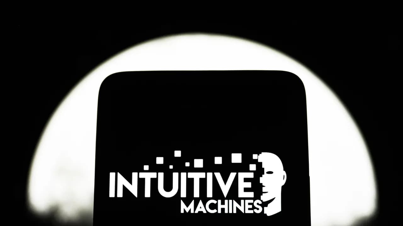https://stocktwits.com/news articles/markets/equity/intuitive machines expands defense footprint with missile tracking deal retail eyes upside /cZo5NO7RJEr https://stocktwits.com/news articles/markets/equity/intuitive machines expands defense footprint with missile tracking deal retail eyes upside /cZo5NO7RJEr