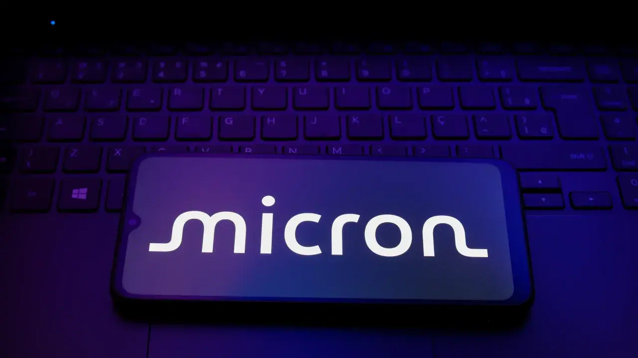 https://stocktwits.com/news articles/markets/equity/micron stock on track to hit year high after q3 earnings beat sparks wave of price target hikes/chmOo5ORR4V