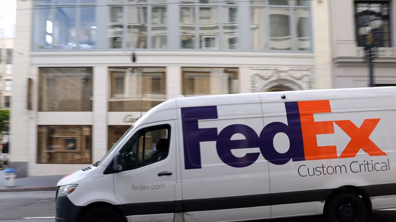 https://stocktwits.com/news articles/markets/equity/fedex gets mixed reactions from wall street on q1 earnings and outlook/chD3cPmR3RD