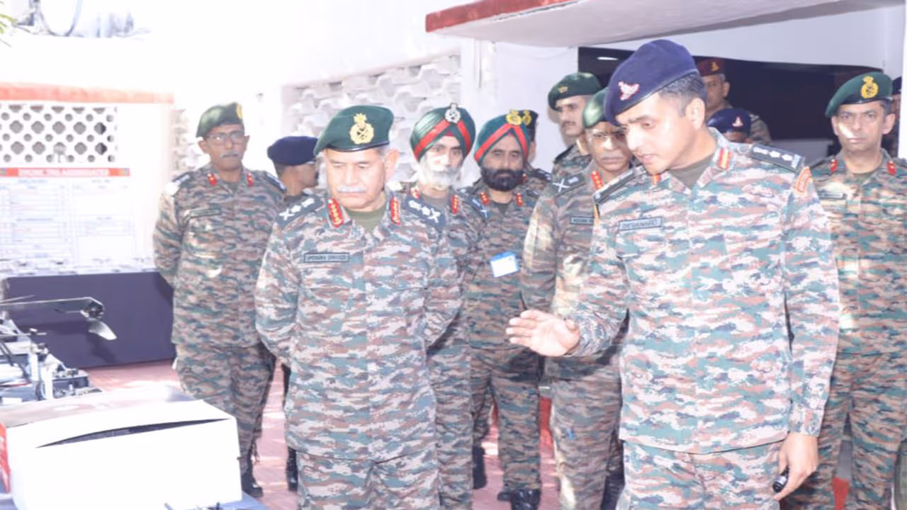 COAS General Upendra Dwivedi at School of Artillery, Devlali (Photo/@adgpi)