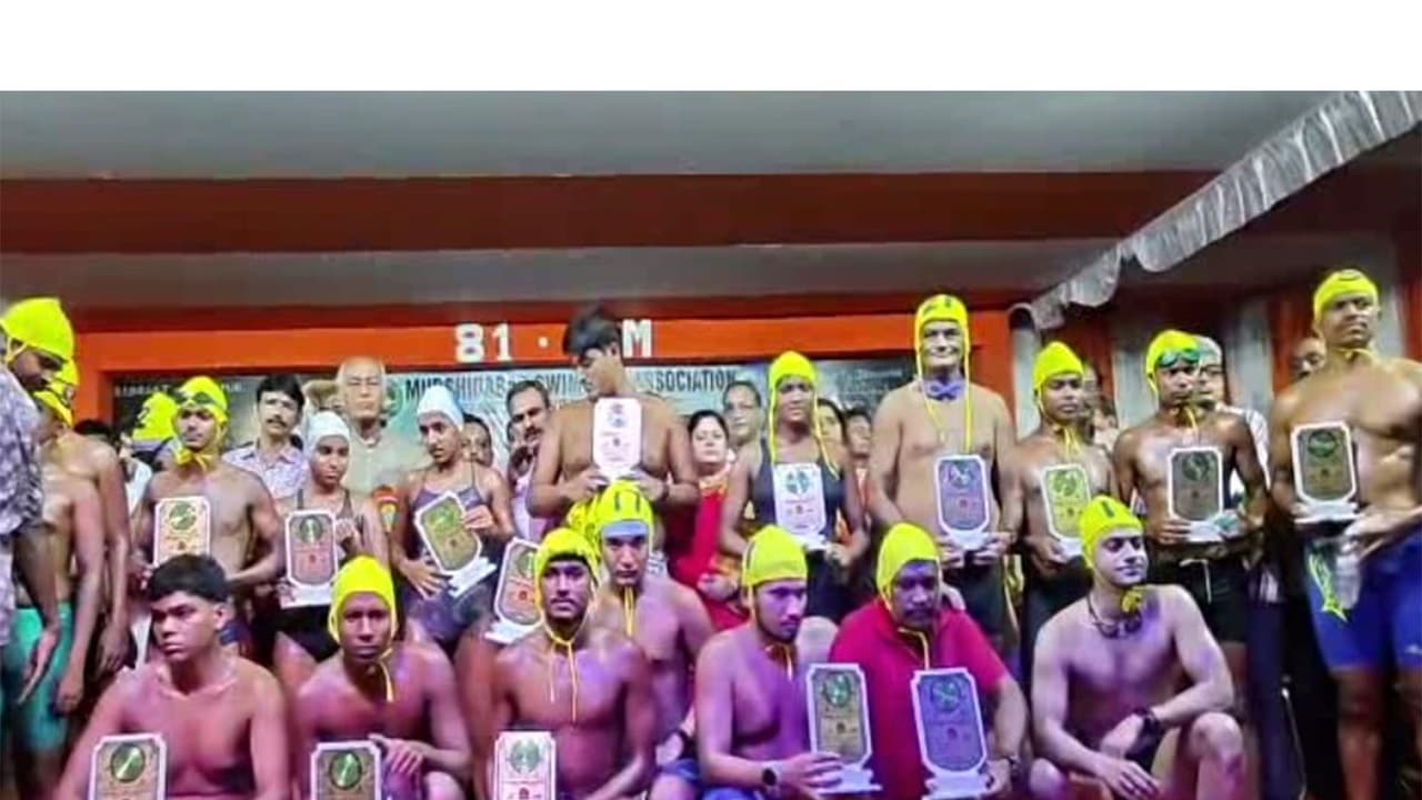 27 swimmers take part in 80th edition of the World’s Longest National Open Water Swimming Competition 2026 (Photo: ANI) 27 swimmers take part in 80th edition of the World’s Longest National Open Water Swimming Competition 2026 (Photo: ANI)