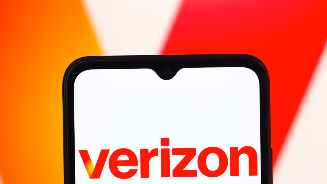 https://stocktwits.com/news articles/markets/equity/verizon ai powered overhaul of customer support draws retail praise/chm49CNRR34 https://stocktwits.com/news articles/markets/equity/verizon ai powered overhaul of customer support draws retail praise/chm49CNRR34