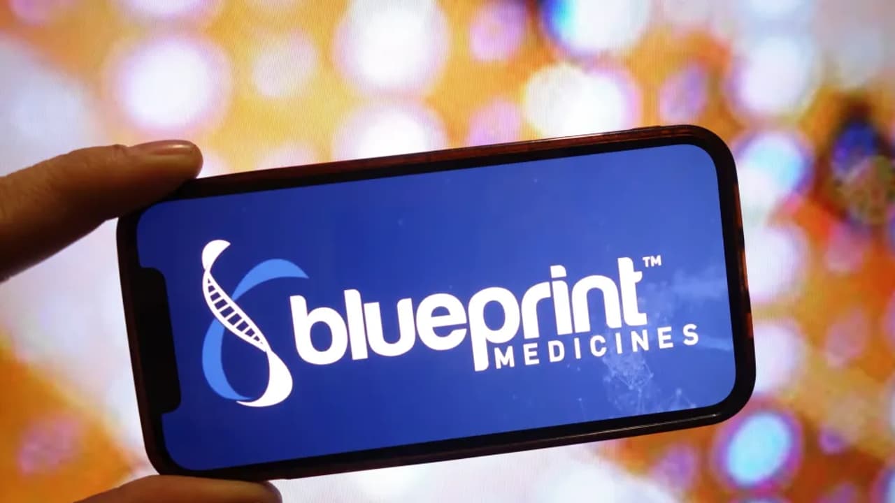 https://stocktwits.com/news articles/markets/equity/blueprint medicines stock lands several downgrades after sanofi s buyout deal but retail bulls keep the faith/chkAAcLRbHn