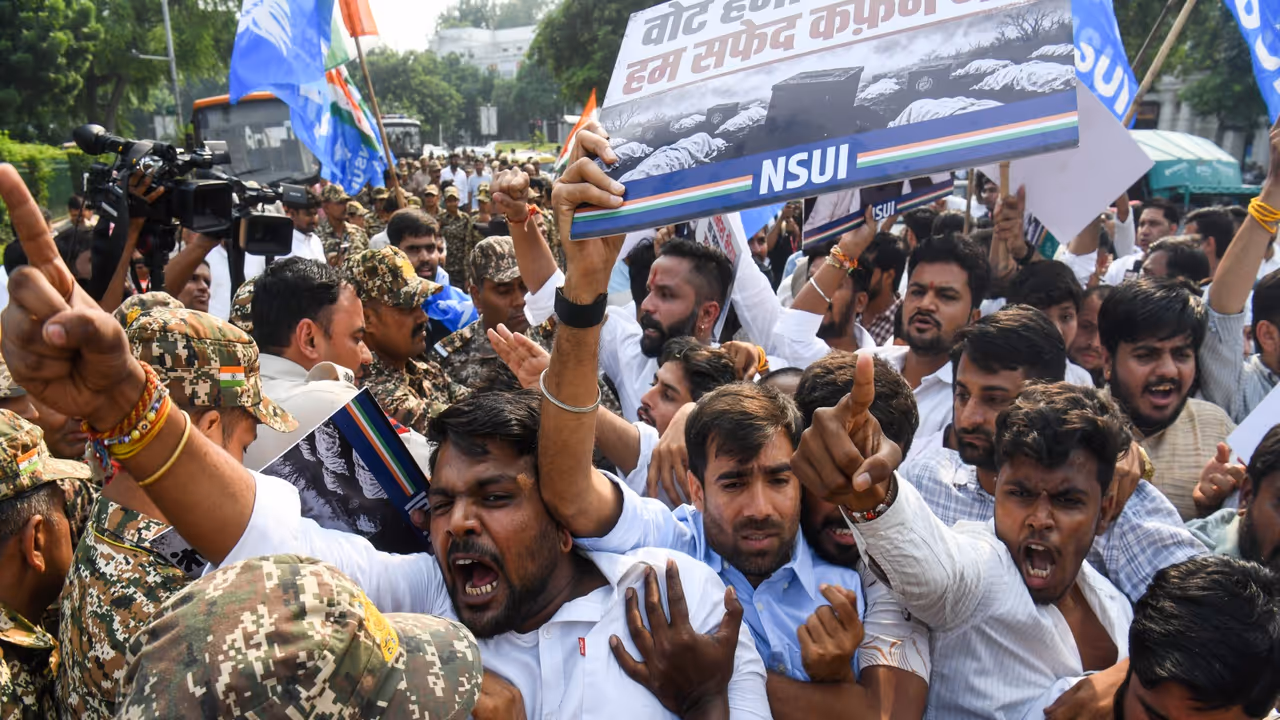 NSUI protest against CEC Gyanesh Kumar at Connaught Place (File Photo/ANI) NSUI protest against CEC Gyanesh Kumar at Connaught Place (File Photo/ANI)