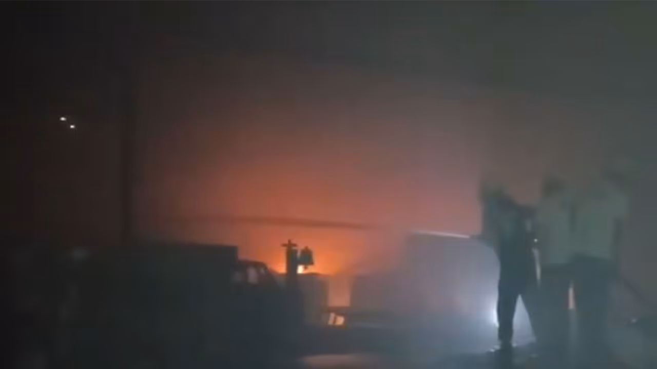 Fire breaks out at a car service centre in Jodhpur (Photo/ANI) Fire breaks out at a car service centre in Jodhpur (Photo/ANI)