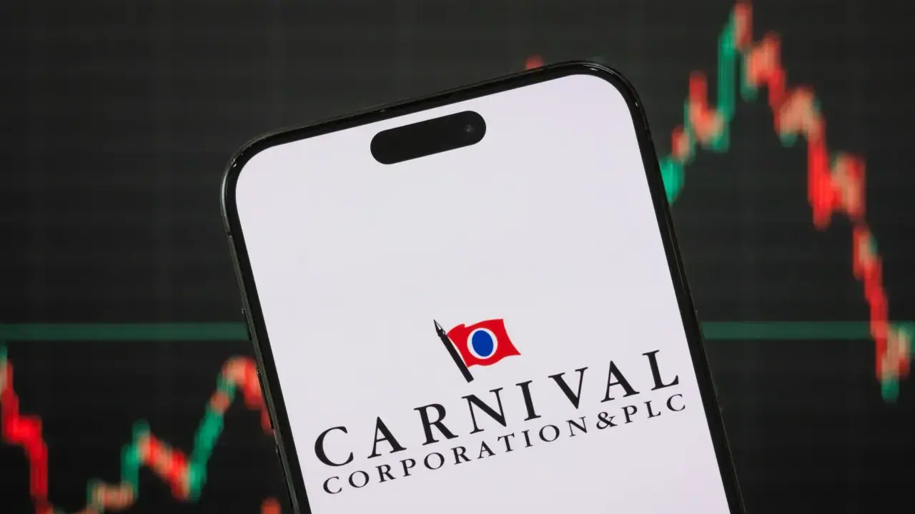 https://stocktwits.com/news articles/markets/equity/ccl stock traders stare at sixth red week analysts predict weak outlook on high fuel prices ahead of q3 earnings/cZtrQzvRB57 https://stocktwits.com/news articles/markets/equity/ccl stock traders stare at sixth red week analysts predict weak outlook on high fuel prices ahead of q3 earnings/cZtrQzvRB57
