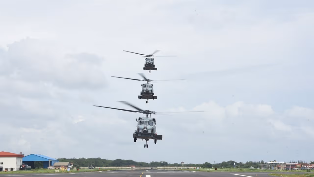 Indian Navy to Commission INAS 335 (Ospreys) (Photo/X@indiannavy) Indian Navy to Commission INAS 335 (Ospreys) (Photo/X@indiannavy)