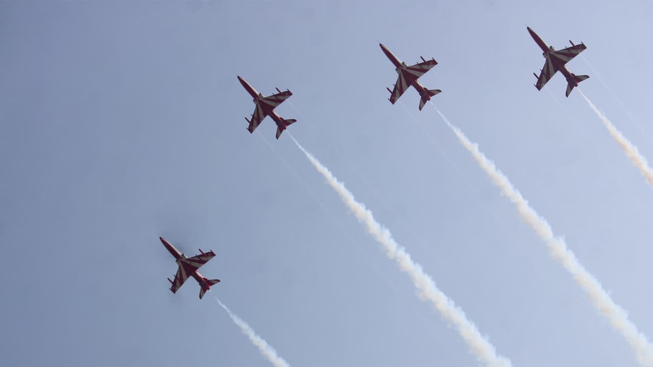 IAF Surya Kiran team performs synchronized aerobatics at ‘Wings Over Ganges’ air show (Photo/ANI) IAF Surya Kiran team performs synchronized aerobatics at ‘Wings Over Ganges’ air show (Photo/ANI)