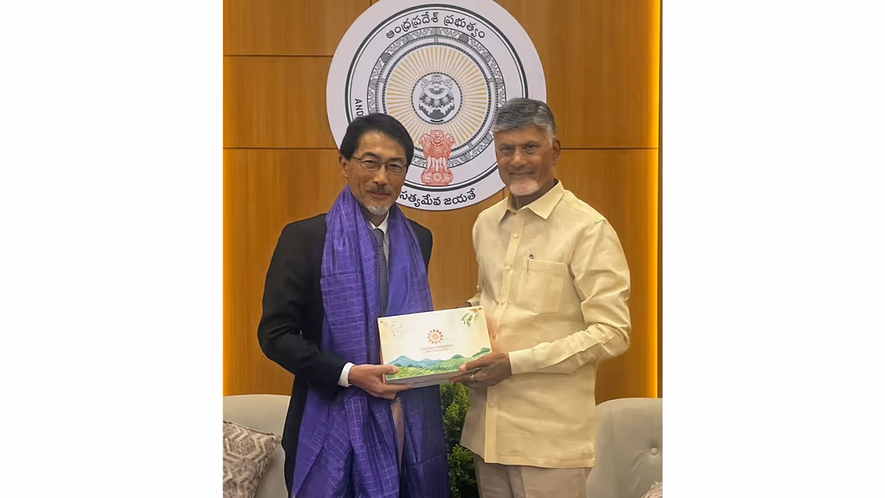 Ambassador of Japan to India, Ono Keiichi with Andhra Pradesh Chief Minister N Chandrababu Naidu (Photo: X@JapanAmbIndia) Ambassador of Japan to India, Ono Keiichi with Andhra Pradesh Chief Minister N Chandrababu Naidu (Photo: X@JapanAmbIndia)