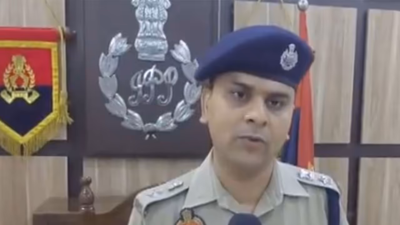 Jhansi SSP Vikas Kumar (Photo/ANI) Jhansi SSP Vikas Kumar (Photo/ANI)