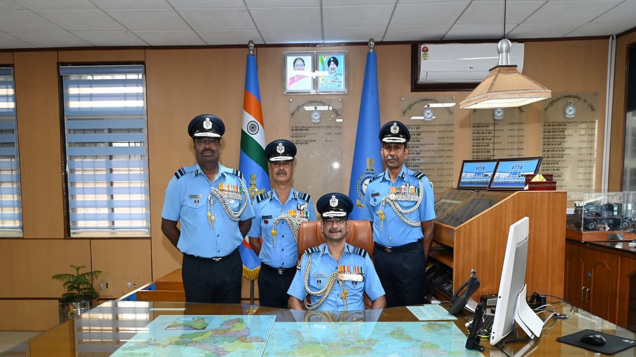 Air Marshal Yalla Umesh assumed charge of IAF's Maintenance Command (Photo/@MC_IAF) Air Marshal Yalla Umesh assumed charge of IAF's Maintenance Command (Photo/@MC_IAF)