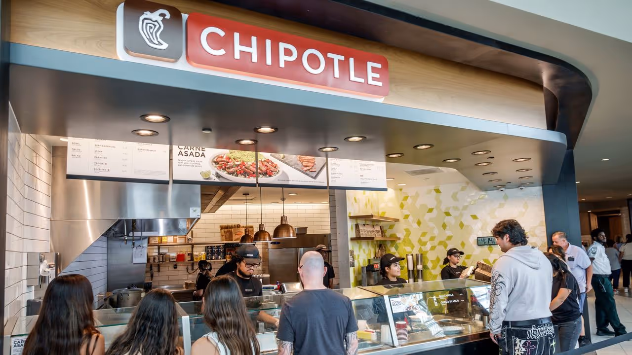 https://stocktwits.com/news articles/markets/equity/wen cmg sbux mcd cava stocks seaport sees one stock stand out amid restaurant traffic weakness valuation risks/cZtYEZRRB2B https://stocktwits.com/news articles/markets/equity/wen cmg sbux mcd cava stocks seaport sees one stock stand out amid restaurant traffic weakness valuation risks/cZtYEZRRB2B