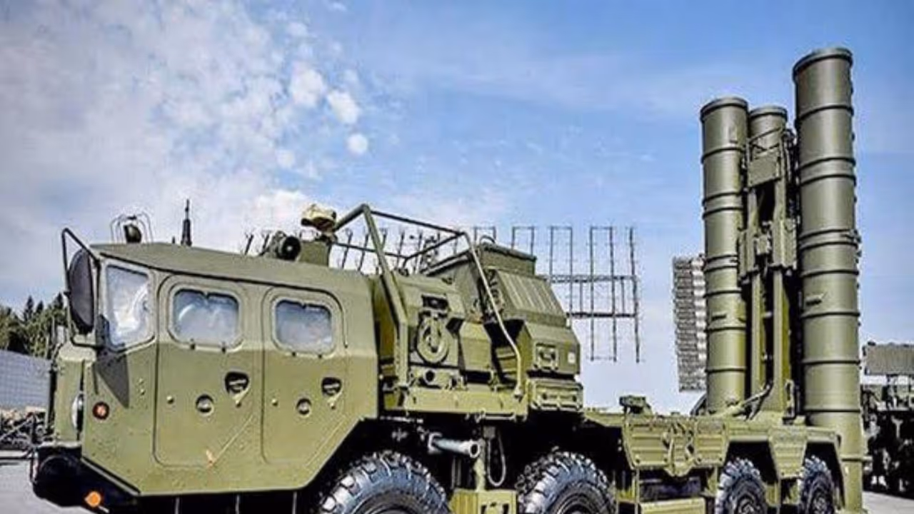 S400 triumf Long Range air defence system (File Photo: ANI) S400 triumf Long Range air defence system (File Photo: ANI)