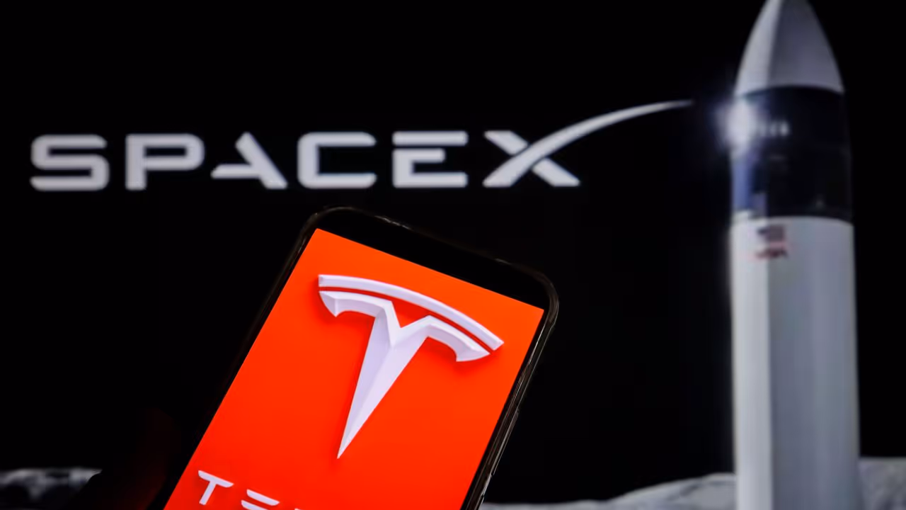 https://stocktwits.com/news articles/markets/equity/altimeter s gerstner puts 420 550 range on tesla in potential space x merger/cZxMJBxRBvs https://stocktwits.com/news articles/markets/equity/altimeter s gerstner puts 420 550 range on tesla in potential space x merger/cZxMJBxRBvs