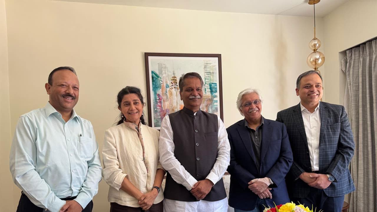 Heart Valve Foundation announces ₹50 lakh for cardiac treatment for patients at Fortis Escorts Heart Institute (Photo/ANI) Heart Valve Foundation announces ₹50 lakh for cardiac treatment for patients at Fortis Escorts Heart Institute (Photo/ANI)