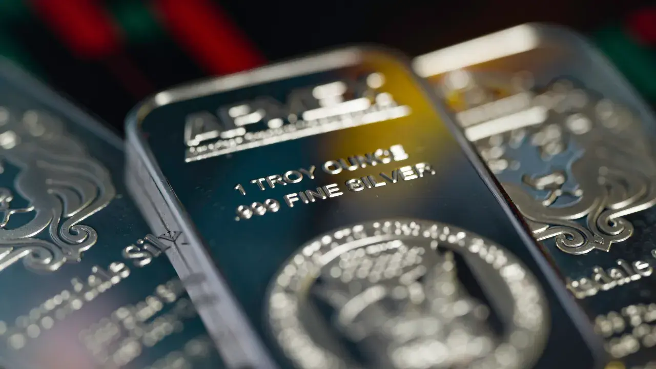 https://stocktwits.com/news articles/markets/equity/why are ag hl slv stocks climbing higher overnight/cZo4SJTRJIR https://stocktwits.com/news articles/markets/equity/why are ag hl slv stocks climbing higher overnight/cZo4SJTRJIR