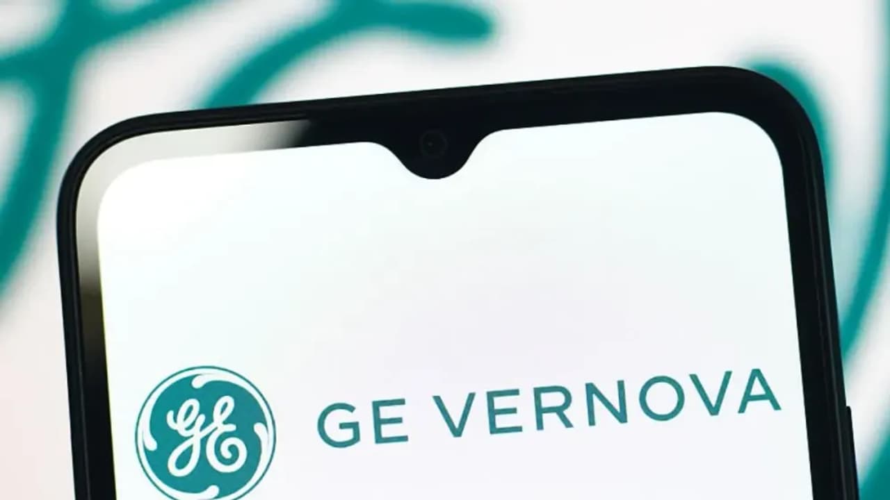 https://stocktwits.com/news articles/markets/equity/ge vernova stock slips after jefferies downgrades on recent outperformance/ch0MKn9RbMB