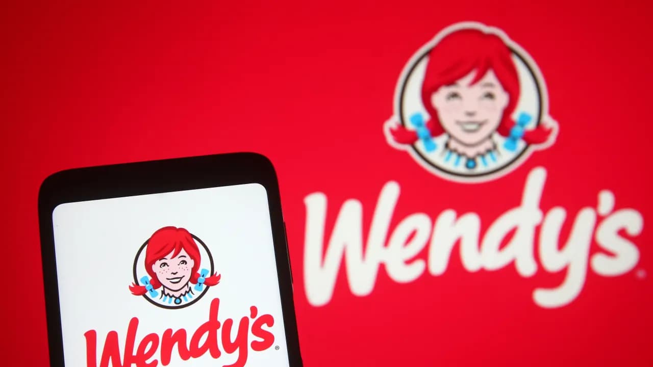 https://stocktwits.com/news articles/markets/equity/wen stock plunges 15 percent trian reportedly drops take private bid plans citing wendys performance and valuation/cZYVaiYRJpe https://stocktwits.com/news articles/markets/equity/wen stock plunges 15 percent trian reportedly drops take private bid plans citing wendys performance and valuation/cZYVaiYRJpe