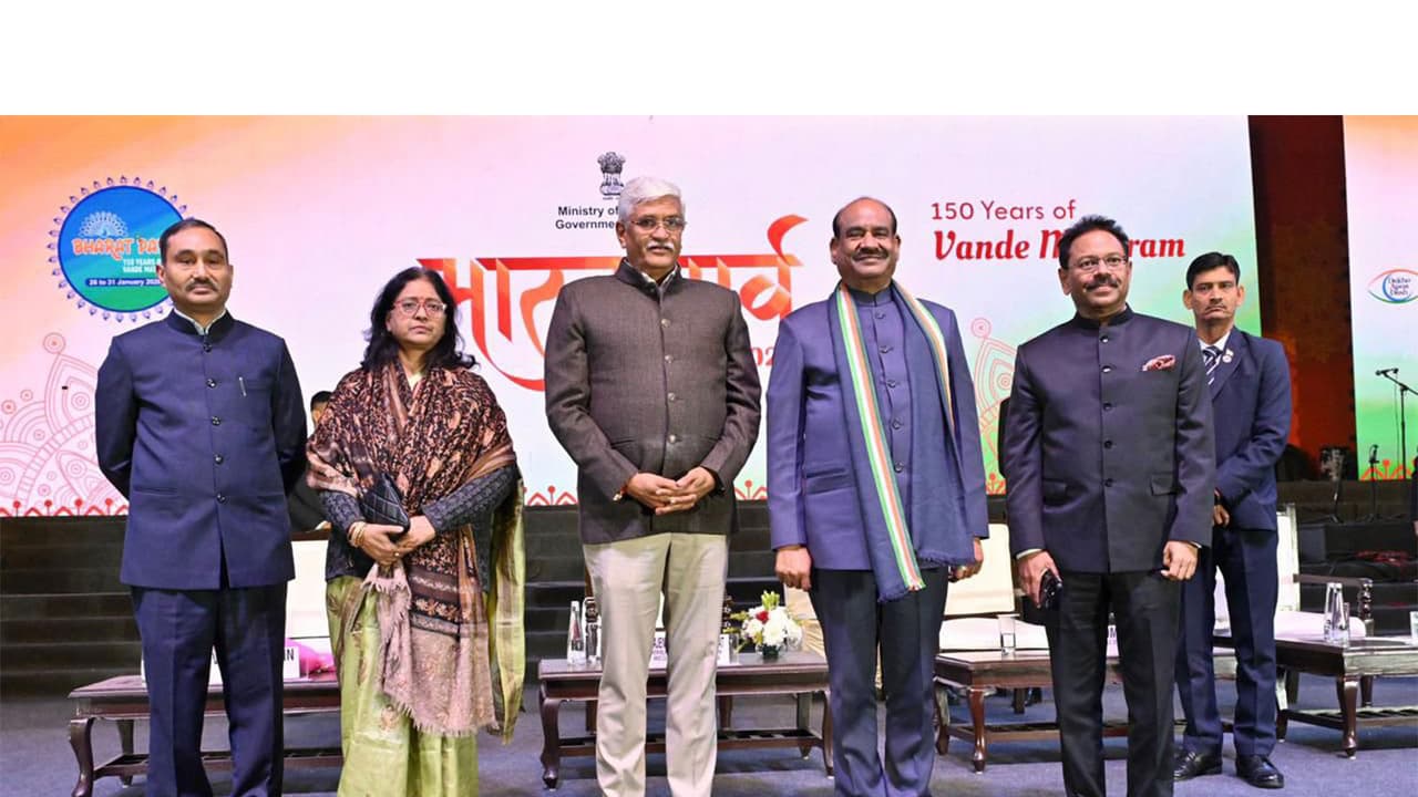 Lok Sabha Speaker Om Birla inaugurates Bharat Parv at Red Fort (Photo/ANI) Lok Sabha Speaker Om Birla inaugurates Bharat Parv at Red Fort (Photo/ANI)