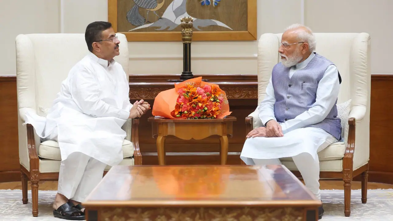 West Bengal CM Suvendu Adhikari and PM Modi (Photo/@SuvenduWB) West Bengal CM Suvendu Adhikari and PM Modi (Photo/@SuvenduWB)