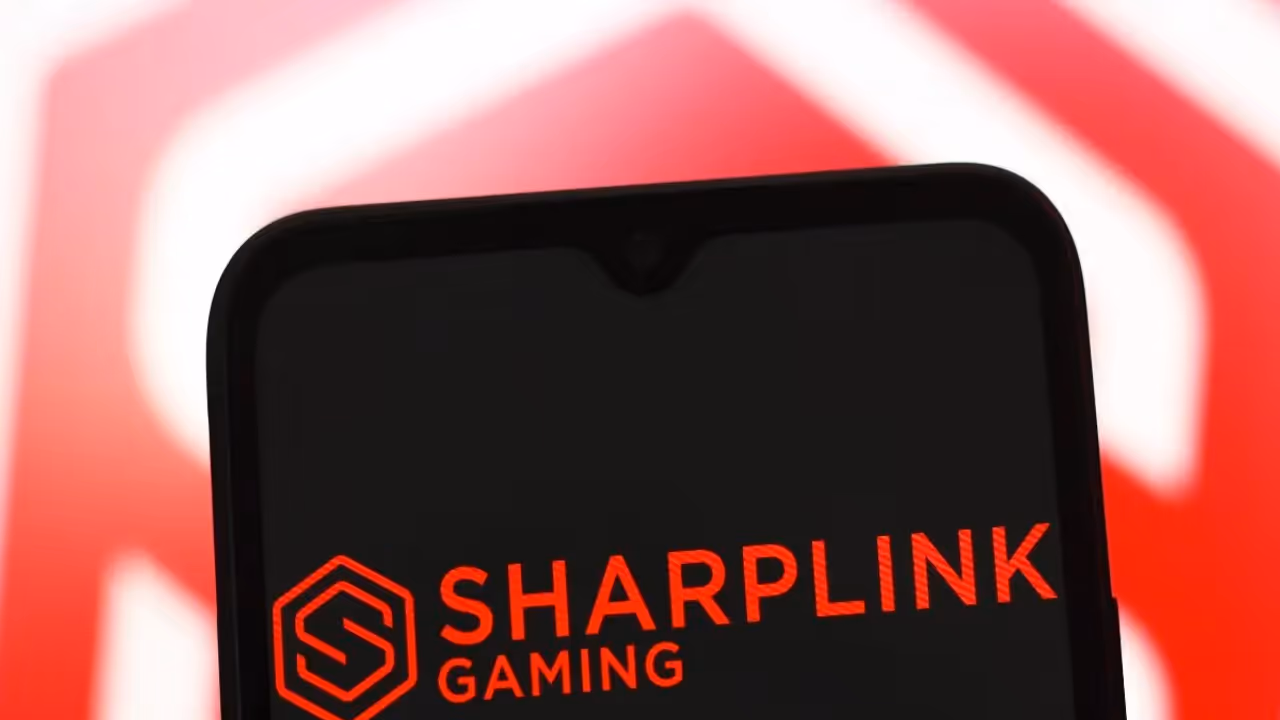 https://stocktwits.com/news articles/markets/equity/sharplink gaming stock tanks on 462 million ethereum acquisition/chli9Y0RRbK